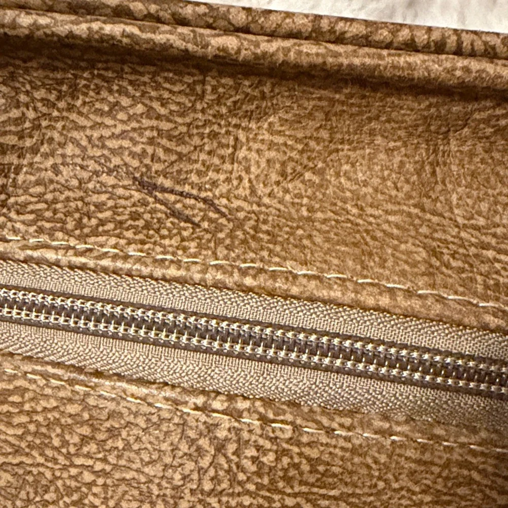 Myra Bag Hazel Opulence Cowhide Leather Bag in Brown and White Pattern - Picture 13 of 14